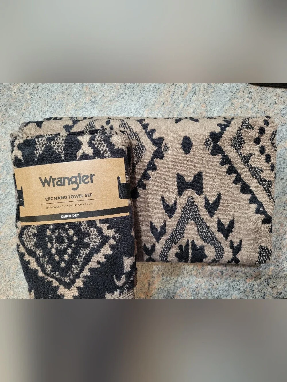 Wrangler Black and Tan Southwestern Hand Towel Set Buck Aztec 2 Bath 2 Hand